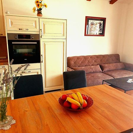 Vintage Residence Dramalj, Pool Self-Use ภายนอก รูปภาพ