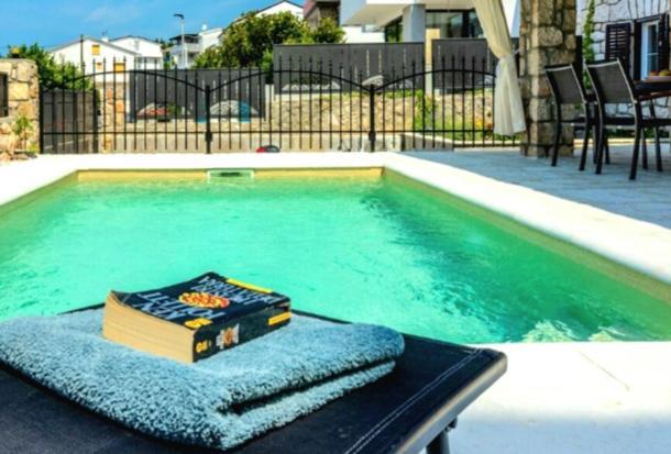 Vintage Residence Dramalj, Pool Self-Use ภายนอก รูปภาพ