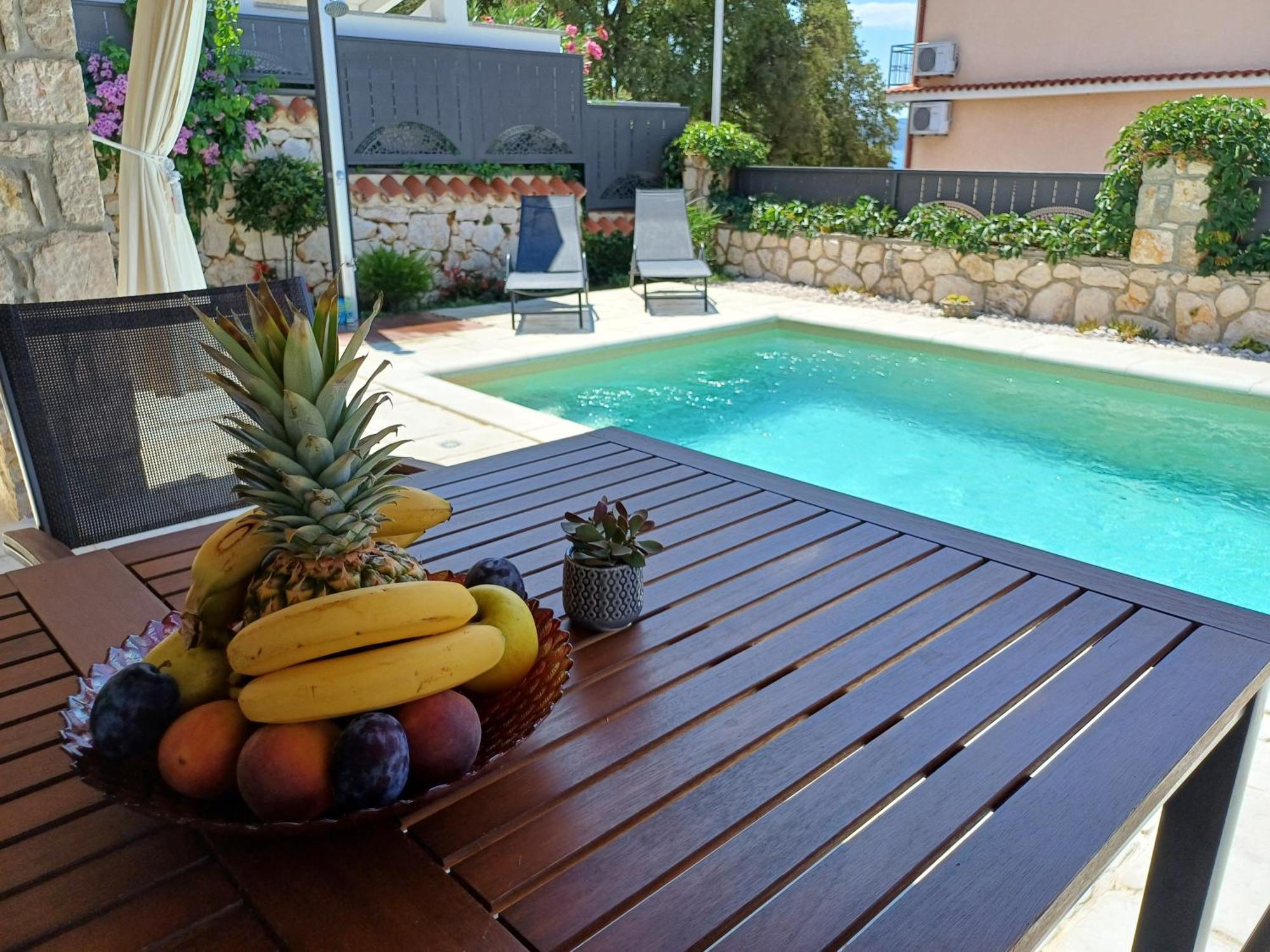 Vintage Residence Dramalj, Pool Self-Use ภายนอก รูปภาพ
